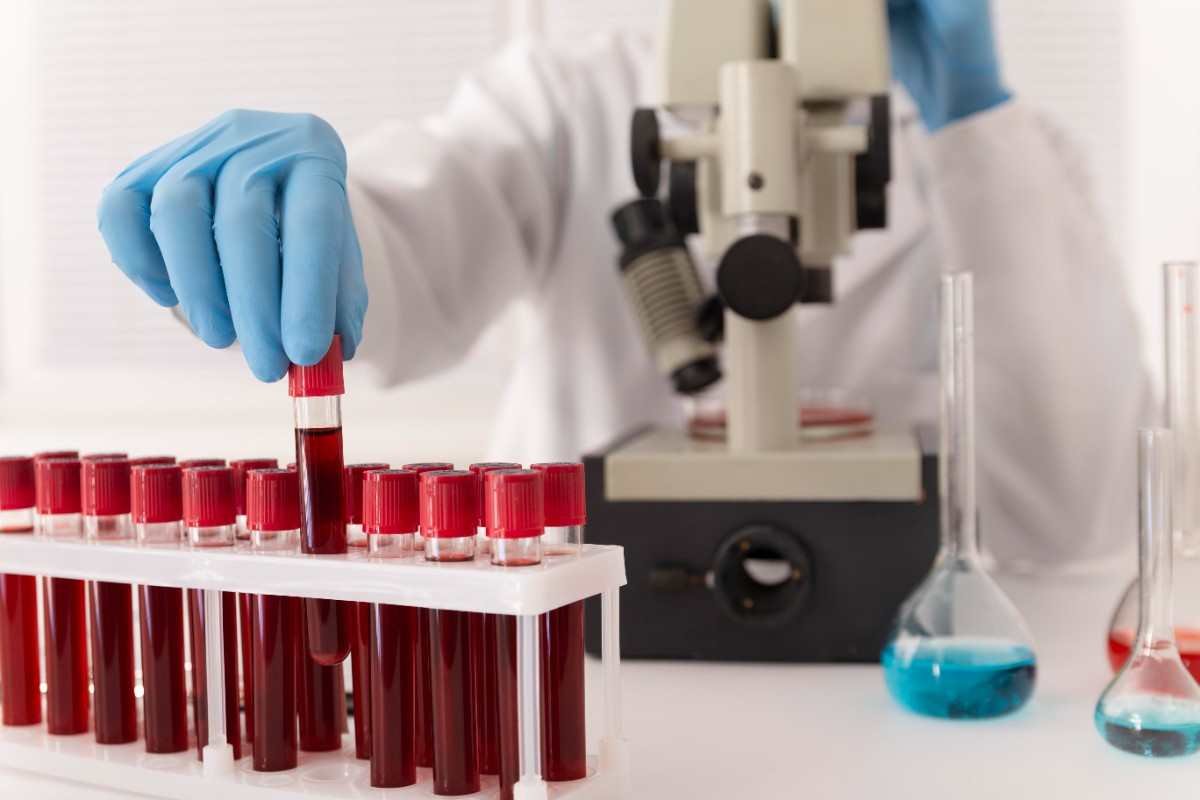 Pathology laboratory and microscope
